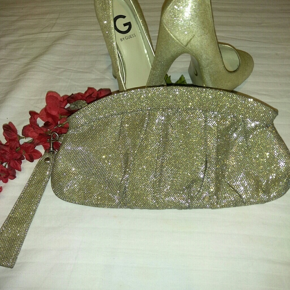 Beautiful Shiny Gold Sparkle hand purse